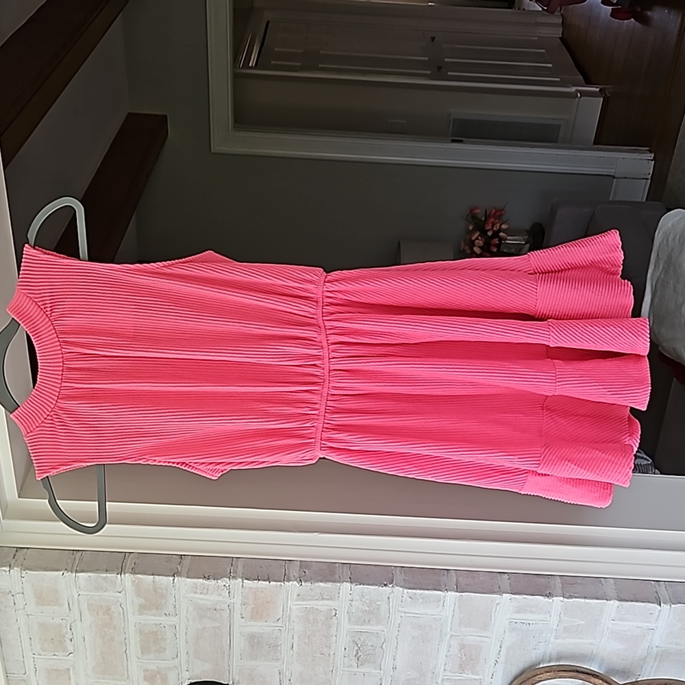 NWT! White Birch Pink Mini Halter Dress Size Small